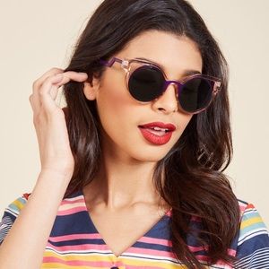 Same Statement, Different Day Sunglasses in Rose